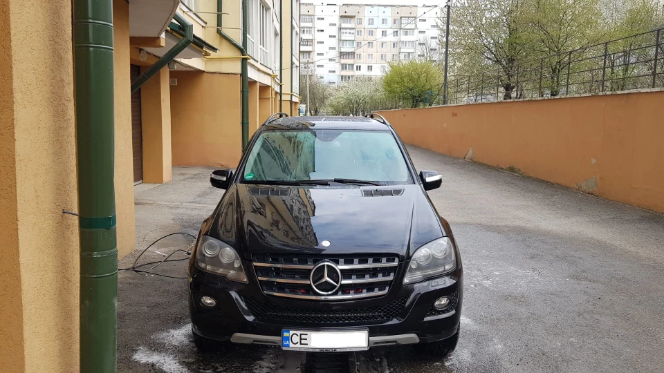 Mercedes-Benz M-class