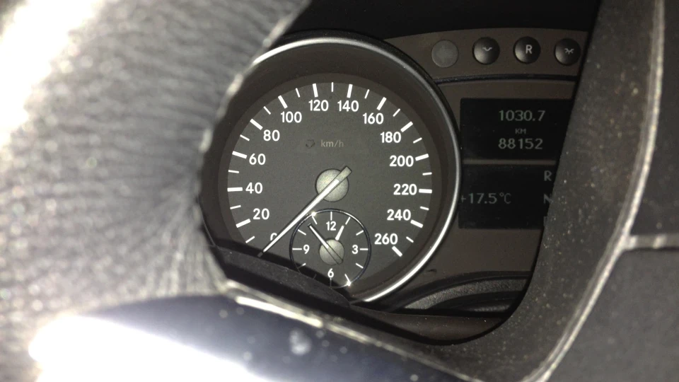 Mercedes-Benz M-class 2