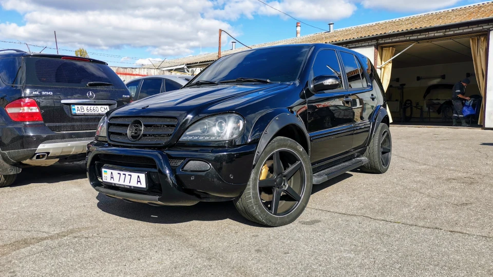 Mercedes-Benz M-class 2