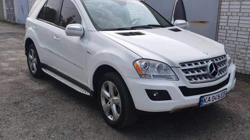 Mercedes-Benz M-class 2