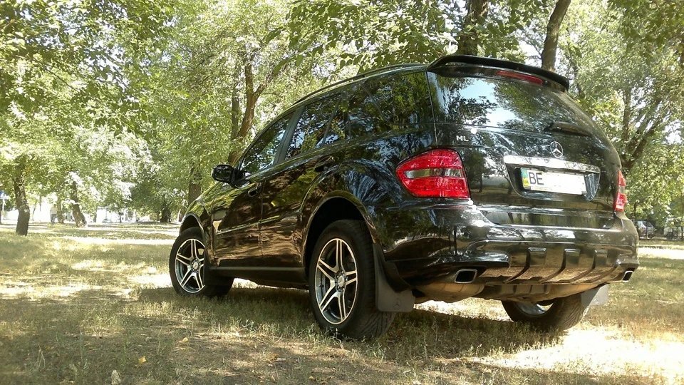 Mercedes-Benz M-class 4