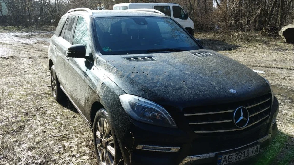 Mercedes-Benz M-class 3