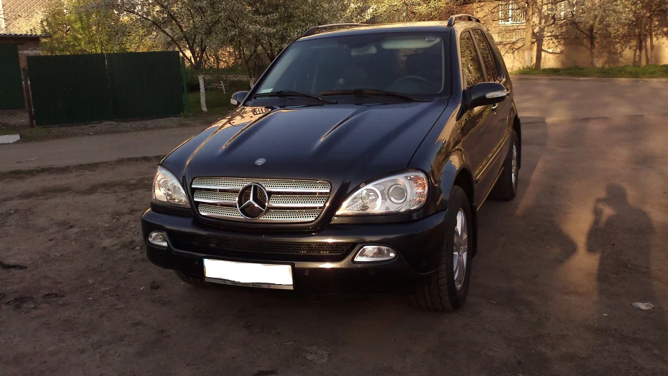 Mercedes-Benz M-class 2