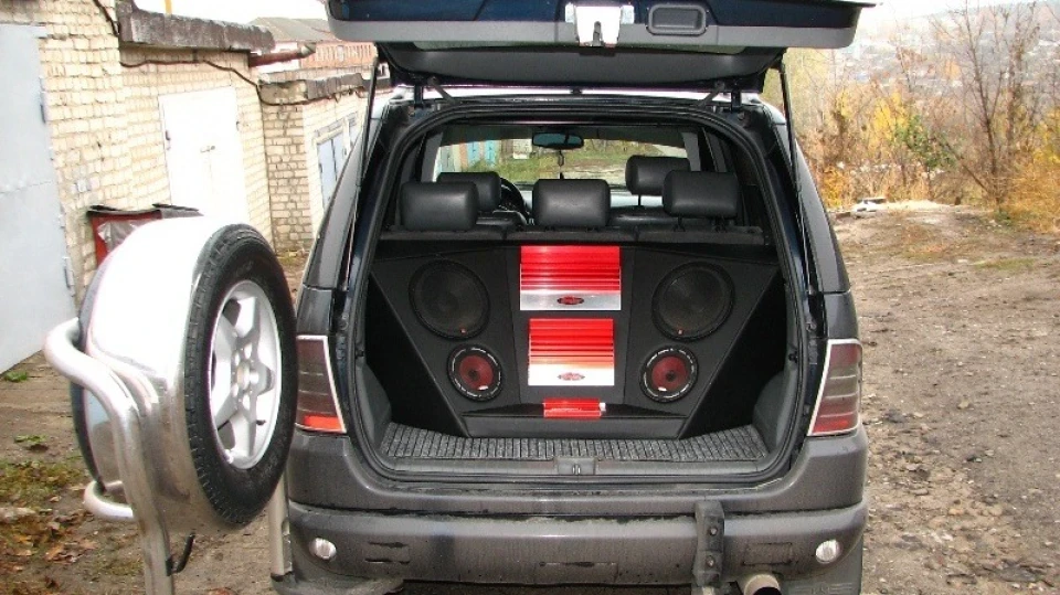 Mercedes-Benz M-class 2