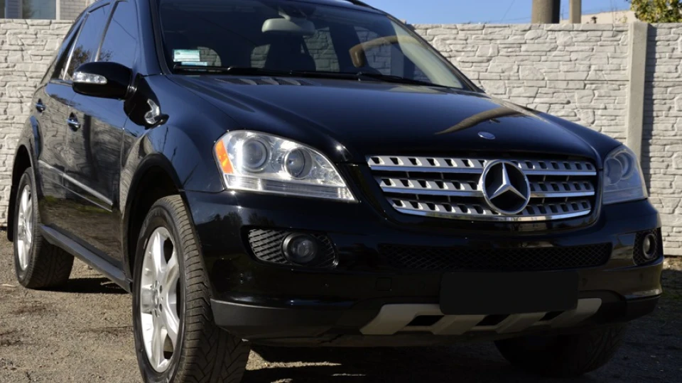 Mercedes-Benz M-class 2