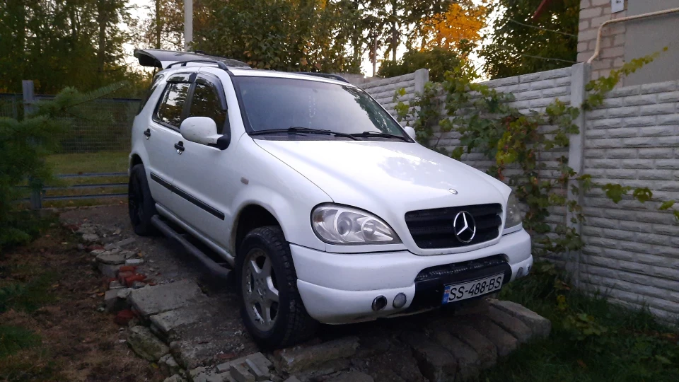 Mercedes-Benz M-class