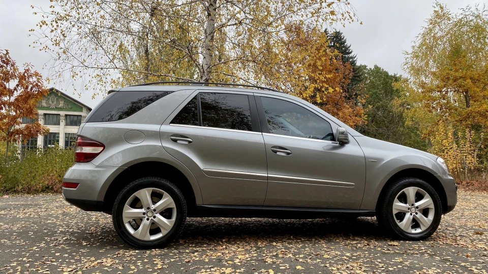 Mercedes-Benz M-class 350 CDI 2