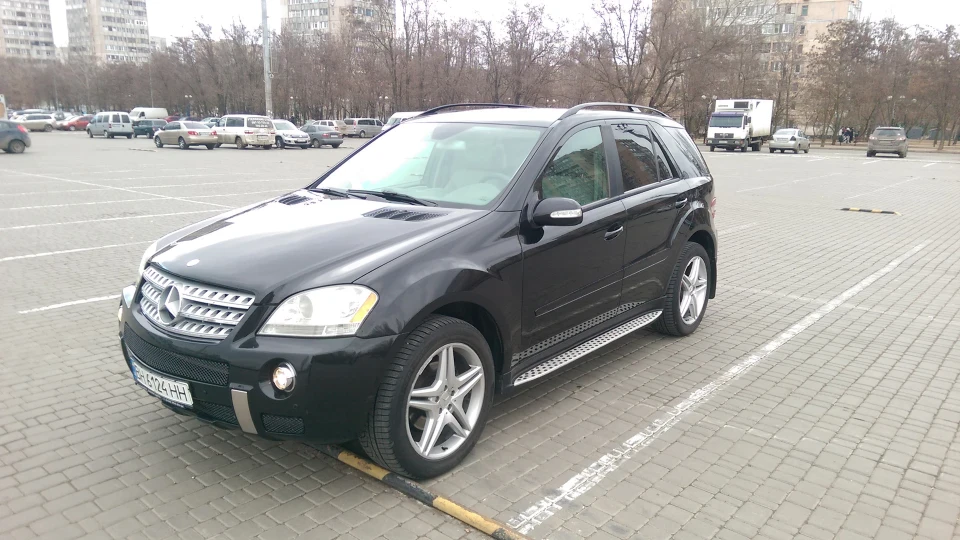 Mercedes-Benz M-class 350 2