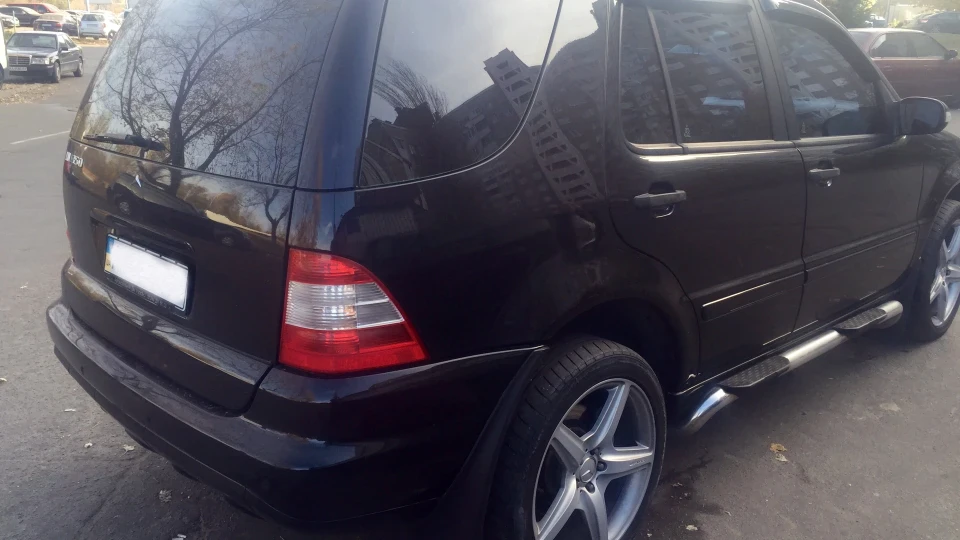 Mercedes-Benz M-class 3.7 2