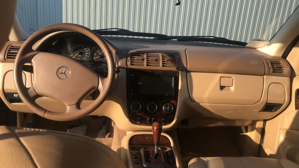 Mercedes-Benz M-class Лисий 3