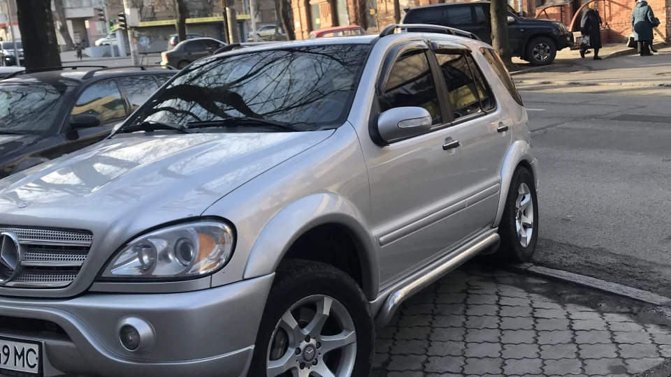 Mercedes-Benz M-class Ml 350 AMG Style 5