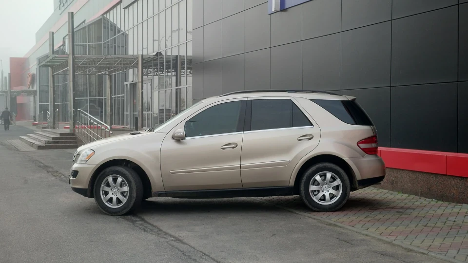 Mercedes-Benz M-class ML350 ®Gold® 4
