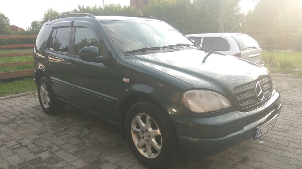Mercedes-Benz M-class Мульчик 4