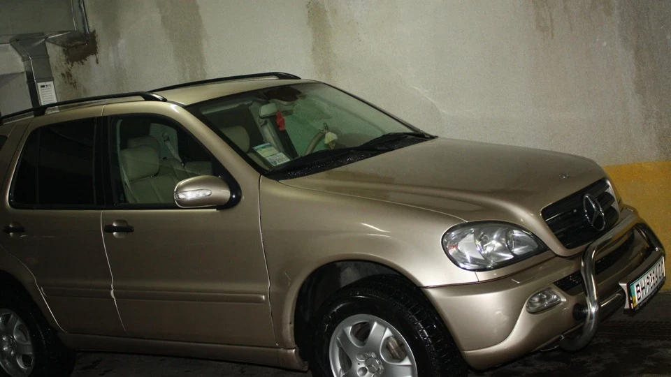 Mercedes-Benz M-class Золотишко 3