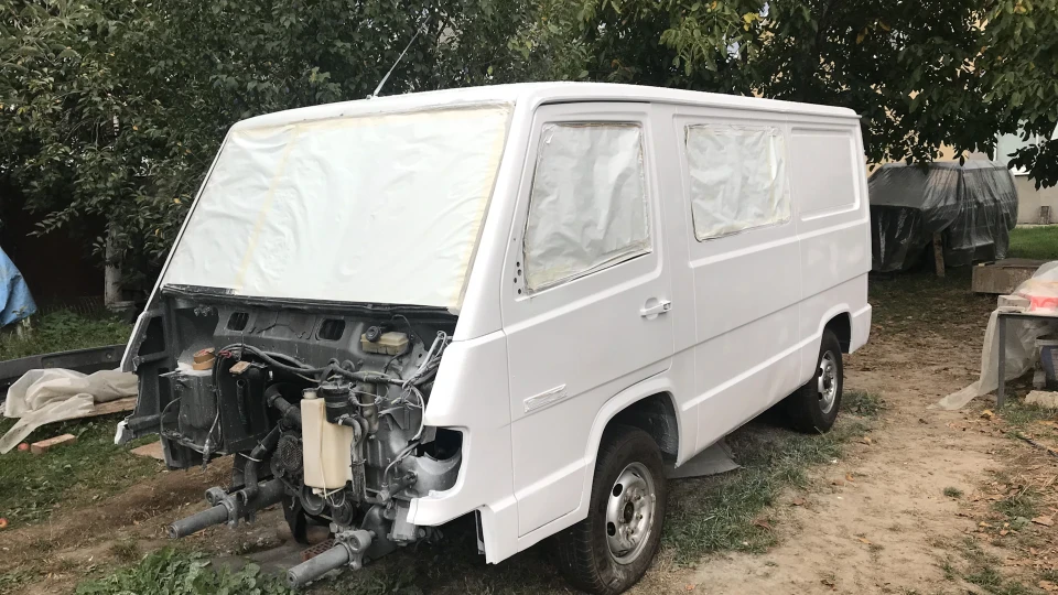 Mercedes-Benz MB100 2.4 D OM616 AMG Power