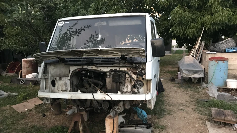 Mercedes-Benz MB100 2.4 D OM616 AMG Power 4