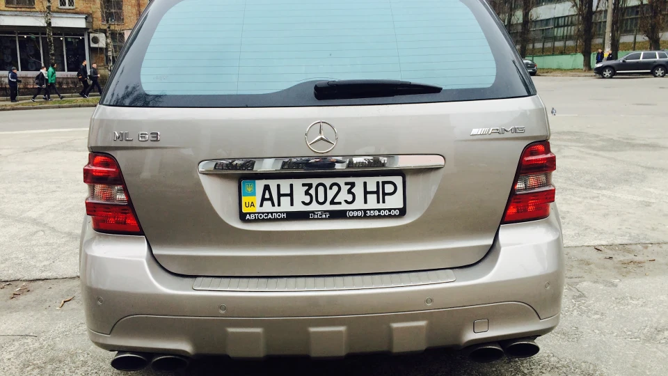 Mercedes-Benz ML 63 AMG Різкий AMiGo. Газування) 5