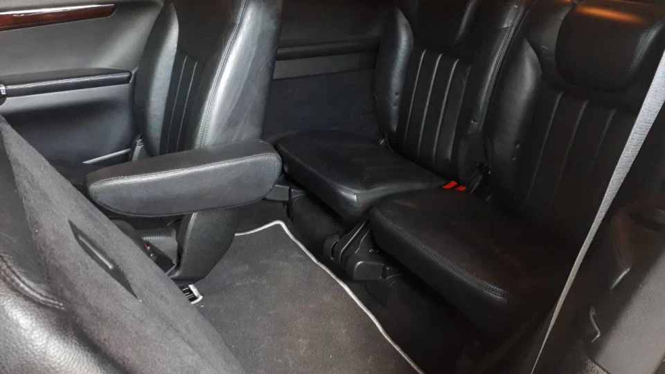 Mercedes-Benz R-Class 3.5L Long 4matik 4