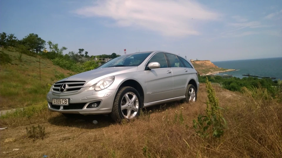 Mercedes-Benz R-Class AMG-коротун