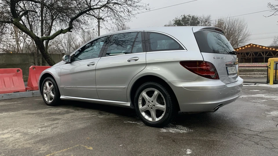 Mercedes-Benz R-Class R280 2