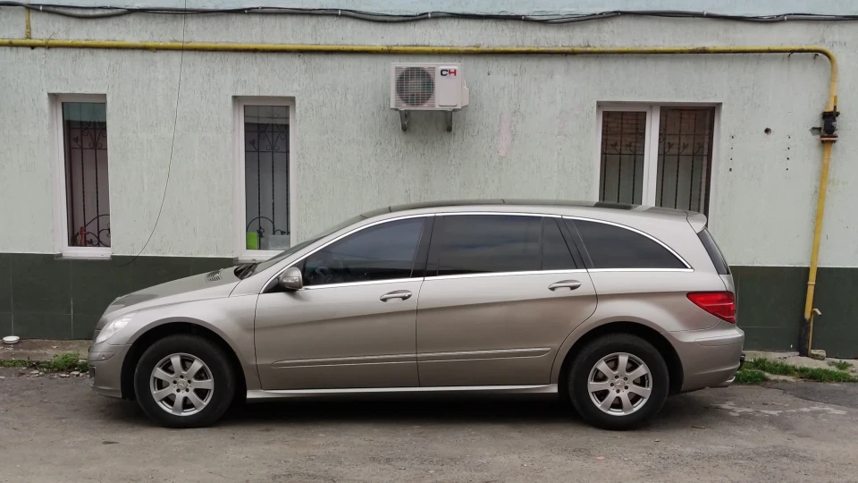 Mercedes-Benz R-Class R350 4MATIC L