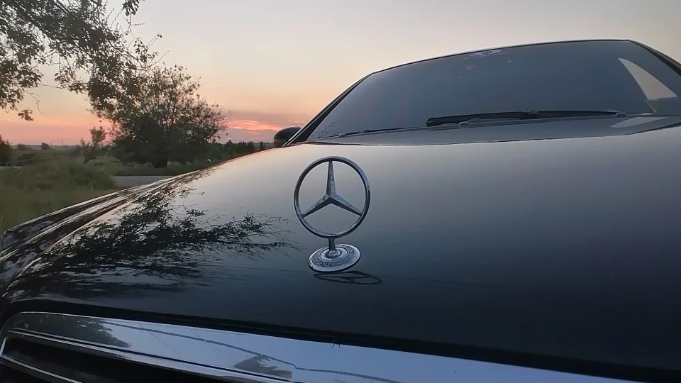 Mercedes-Benz S-Class 2