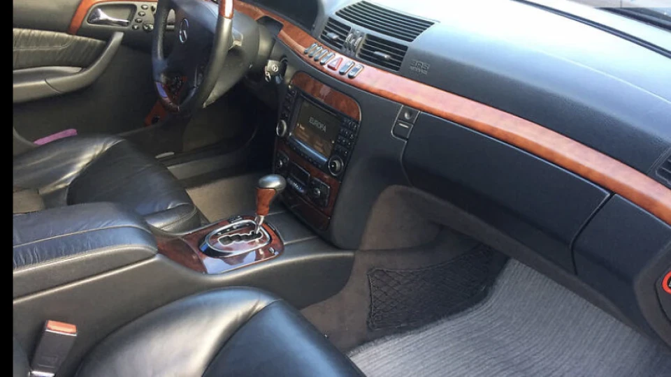 Mercedes-Benz S-Class 4
