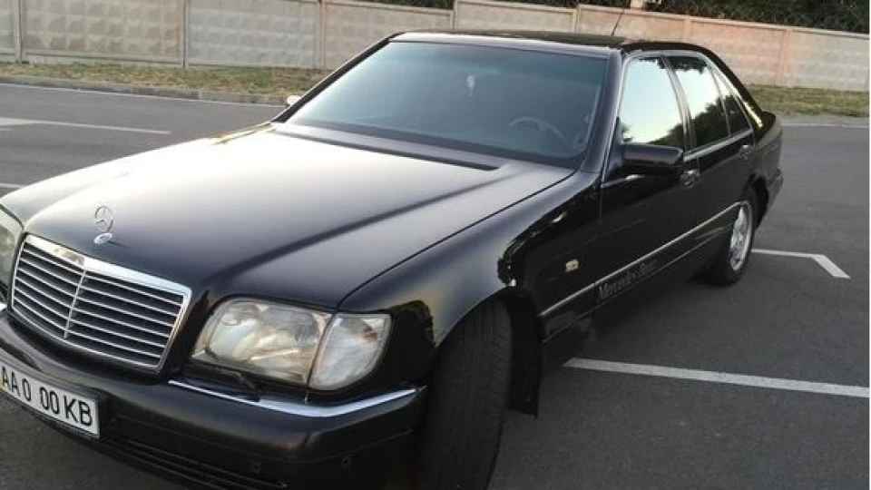 Mercedes-Benz S-Class 3