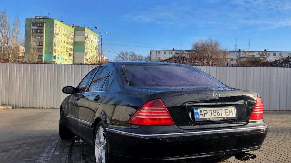 Mercedes-Benz S-Class 3