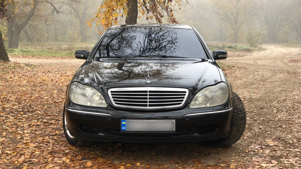 Mercedes-Benz S-Class 5