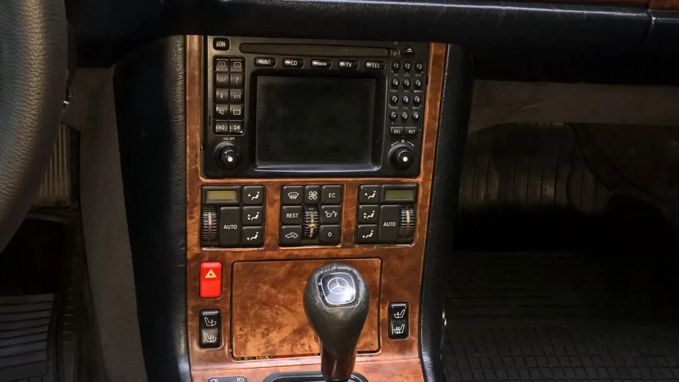 Mercedes-Benz S-Class 2