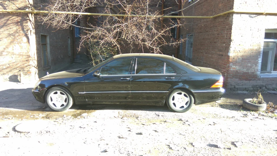 Mercedes-Benz S-Class 2