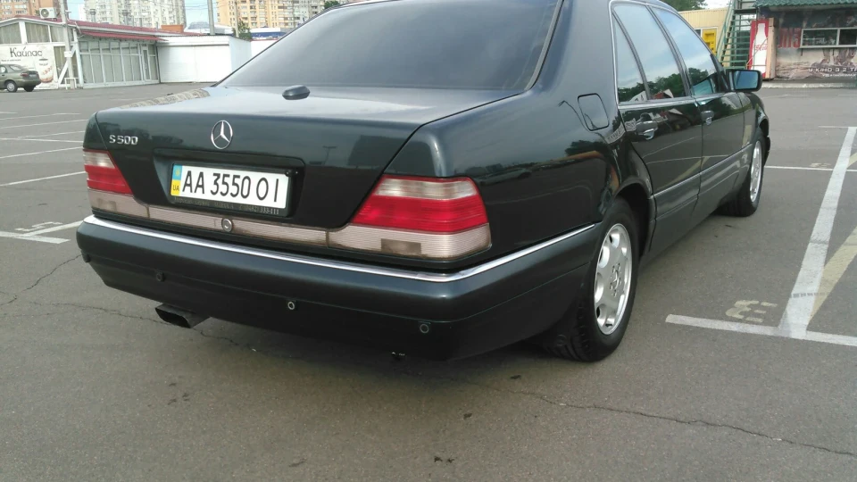 Mercedes-Benz S-Class 4