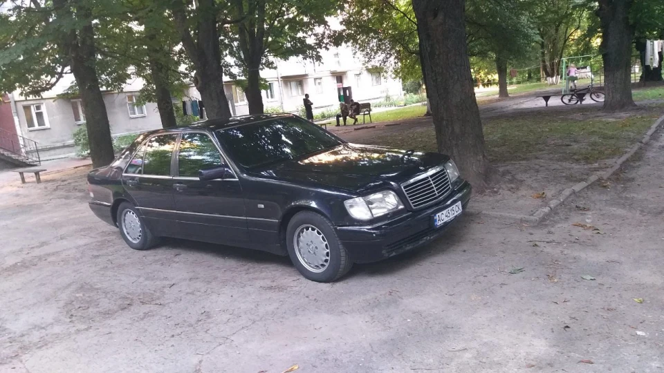 Mercedes-Benz S-Class 3