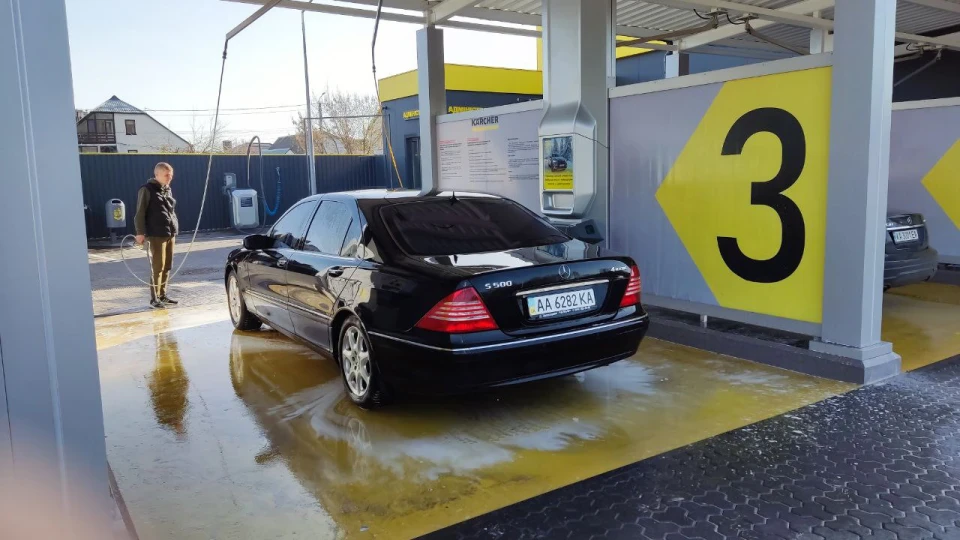 Mercedes-Benz S-Class 2