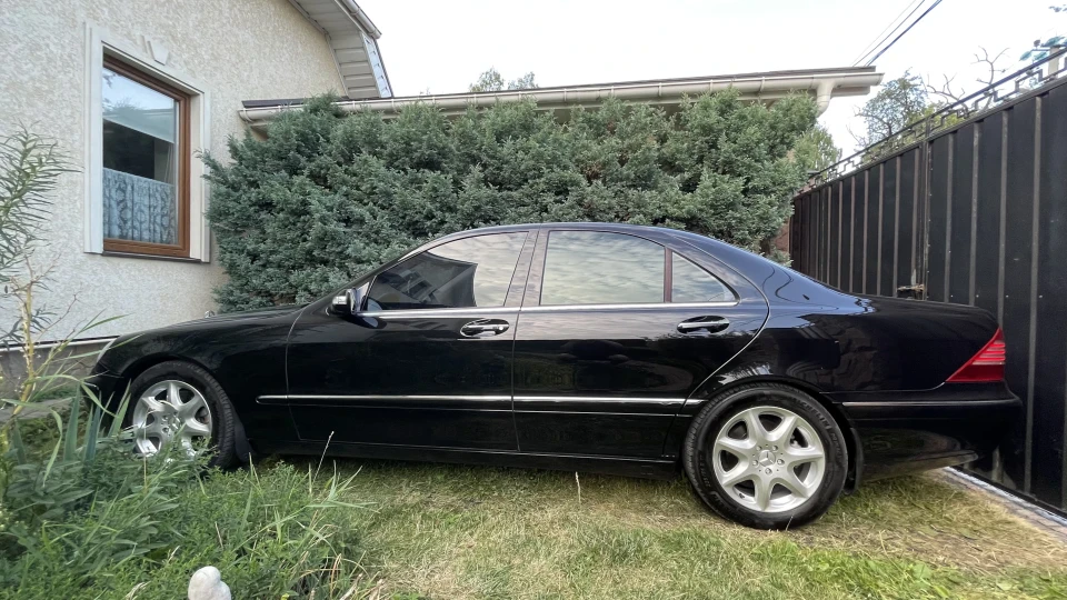 Mercedes-Benz S-Class 2