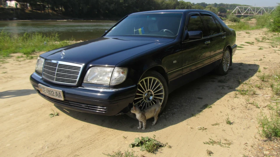 Mercedes-Benz S-Class 4