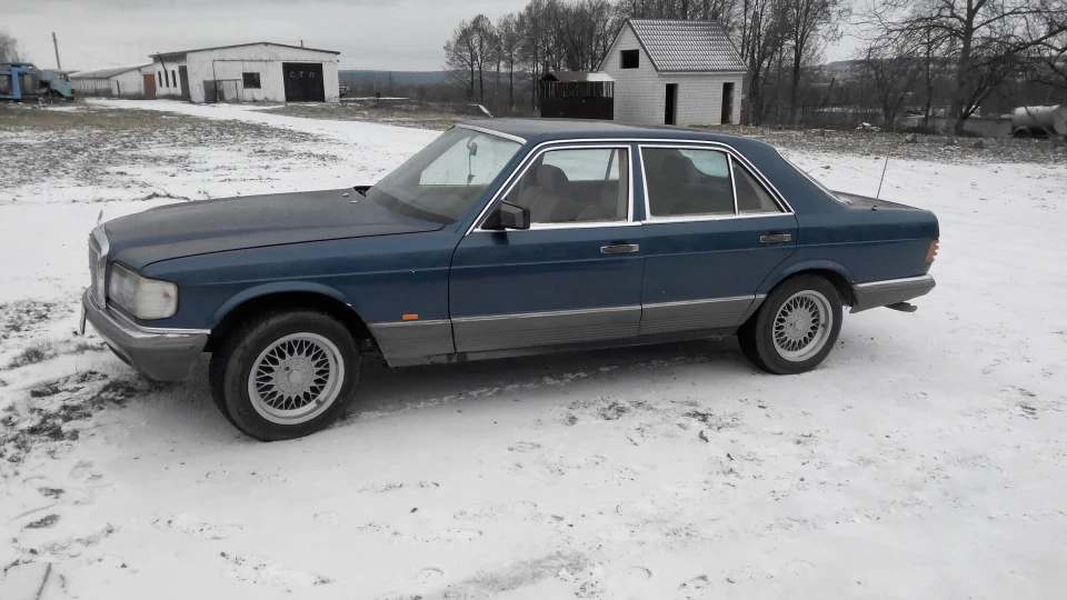 Mercedes-Benz S-Class 3