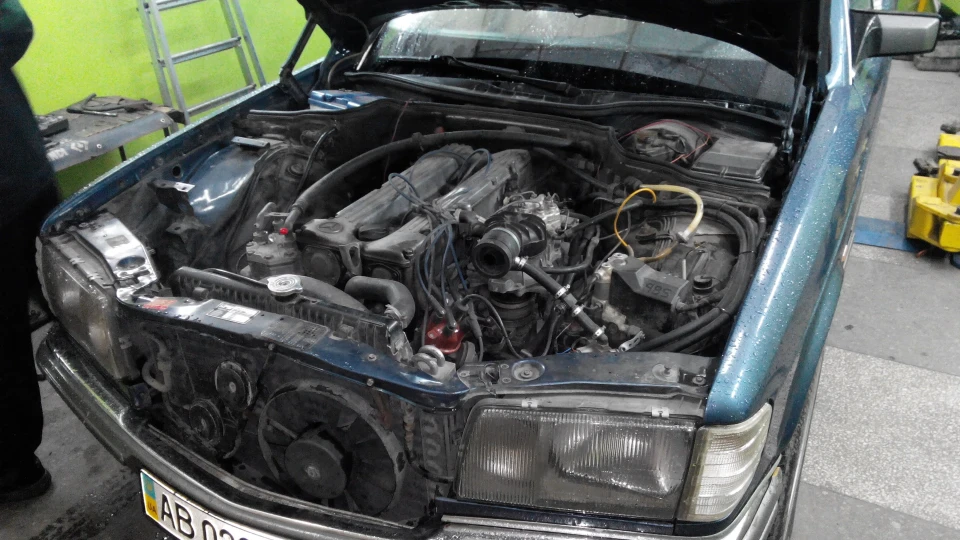 Mercedes-Benz S-Class 4