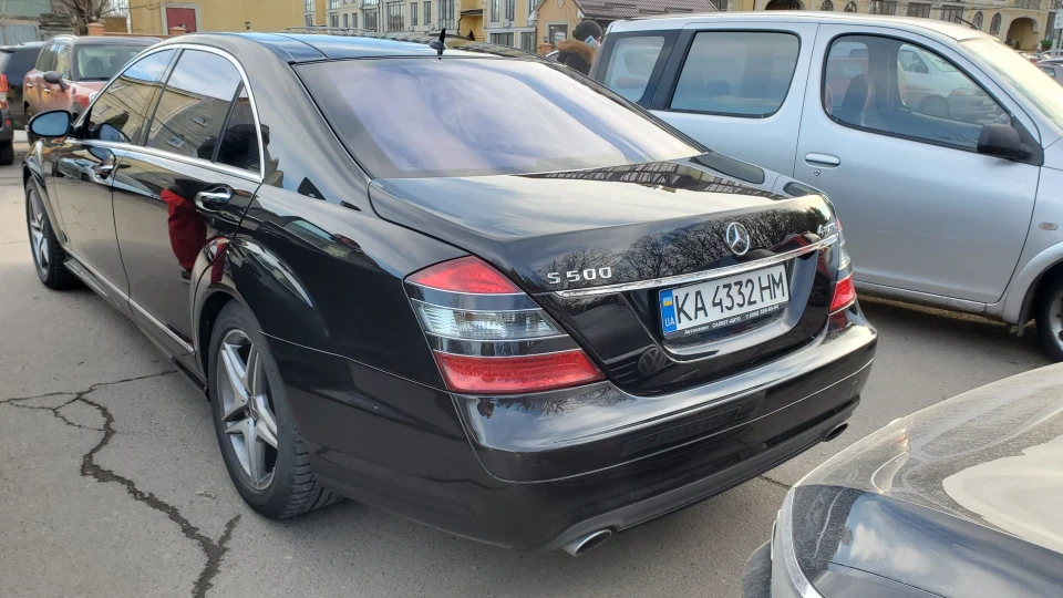 Mercedes-Benz S-Class 3