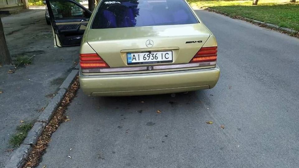 Mercedes-Benz S-Class
