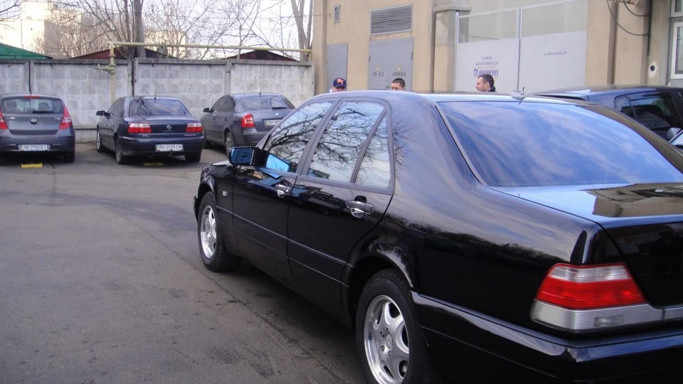 Mercedes-Benz S-Class 4
