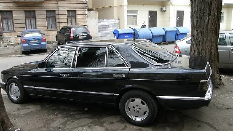 Mercedes-Benz S-Class 3
