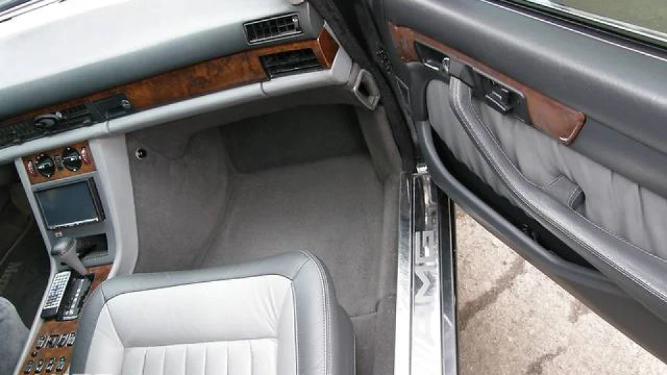 Mercedes-Benz S-Class 5