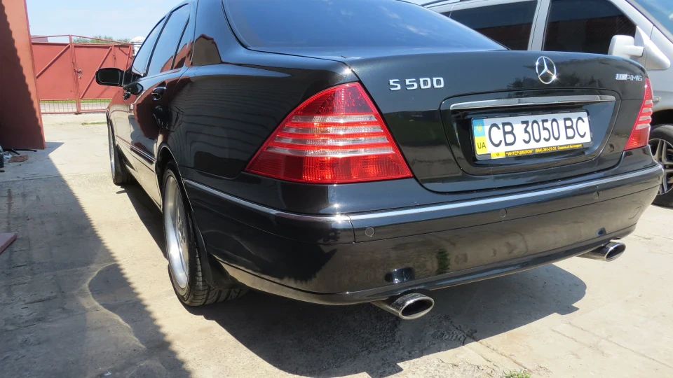 Mercedes-Benz S-Class 2