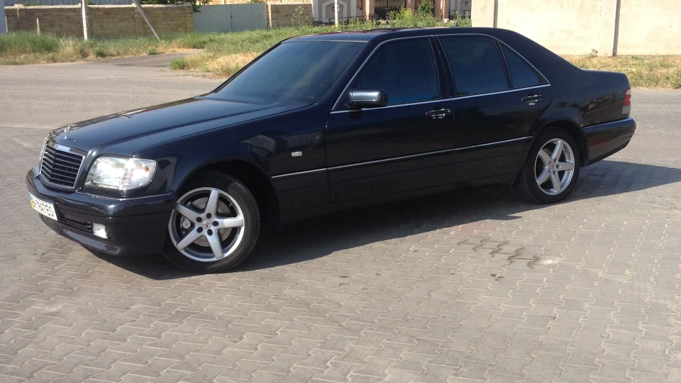 Mercedes-Benz S-Class 3