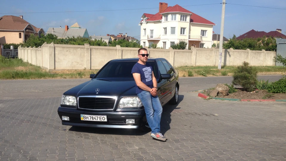 Mercedes-Benz S-Class 4