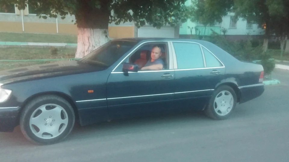 Mercedes-Benz S-Class 2