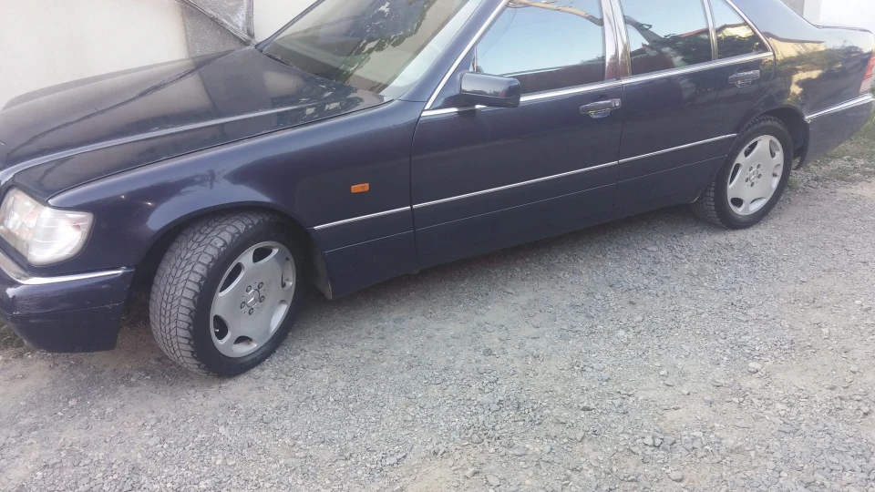 Mercedes-Benz S-Class 4