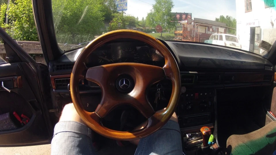 Mercedes-Benz S-Class 3